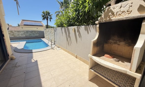 Resale - Villa - Orihuela Costa - Las Ramblas