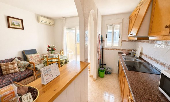 Resale - Apartment - Torrevieja - Centro