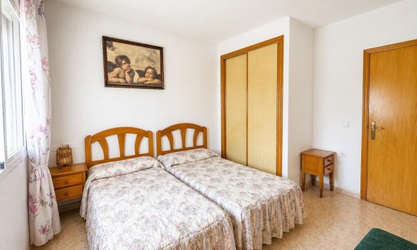 Resale - Apartment - Torrevieja - Centro