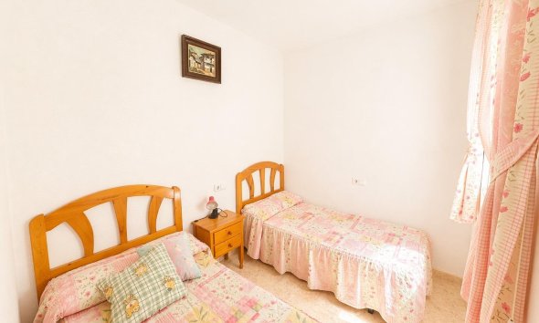 Resale - Apartment - Torrevieja - Centro