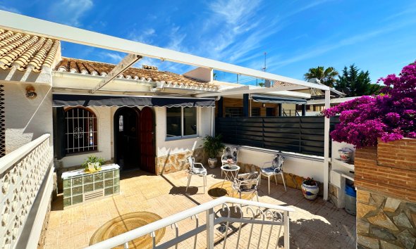 Resale - Terraced house / Townhouse - Orihuela Costa - La Zenia