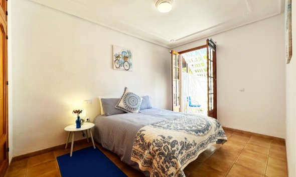 Resale - Terraced house / Townhouse - Orihuela Costa - La Zenia
