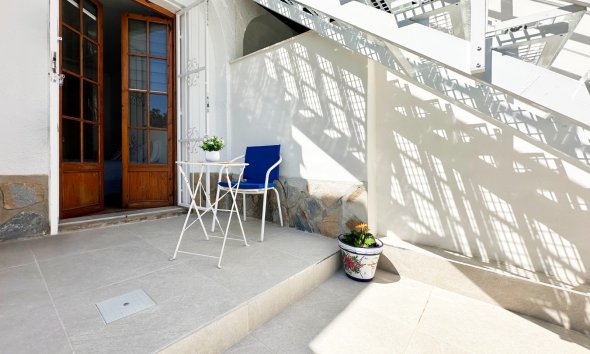 Resale - Terraced house / Townhouse - Orihuela Costa - La Zenia