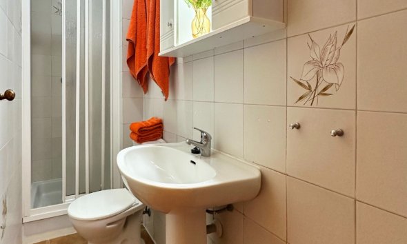 Resale - Terraced house / Townhouse - Orihuela Costa - La Zenia