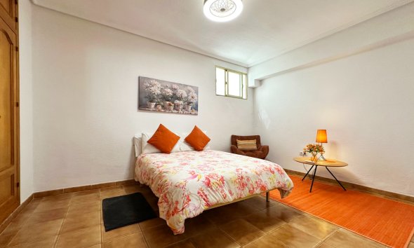 Resale - Terraced house / Townhouse - Orihuela Costa - La Zenia