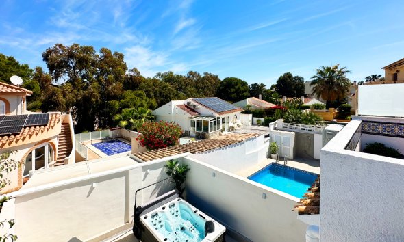 Resale - Terraced house / Townhouse - Orihuela Costa - La Zenia