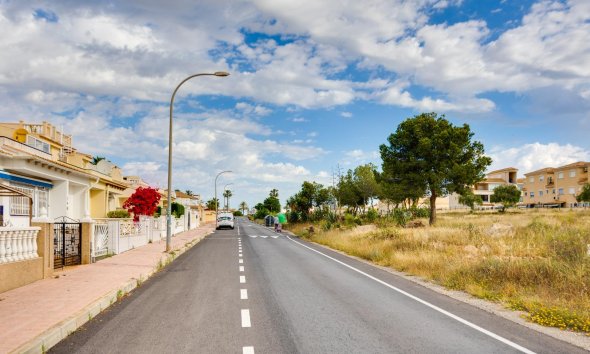 Resale - Terraced house / Townhouse - Orihuela Costa - La Florida