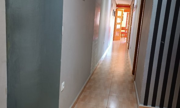 Reventa - Apartamento - Los Montesinos