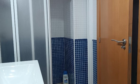 Reventa - Apartamento - Los Montesinos
