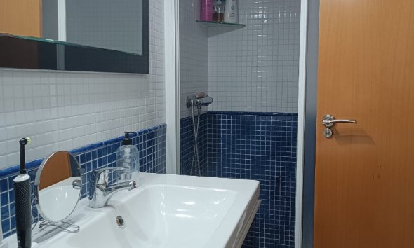 Reventa - Apartamento - Los Montesinos