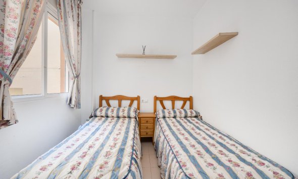 Reventa - Bungalow - Torrevieja - playa de los naufragos