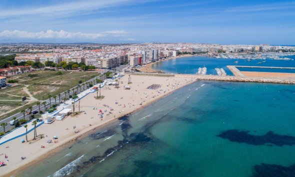 Resale - Apartment - Torrevieja - Acequion
