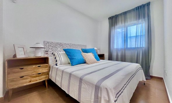 Resale - Apartment - Torrevieja - Acequion