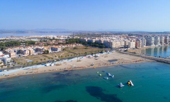 Resale - Apartment - Torrevieja - Acequion