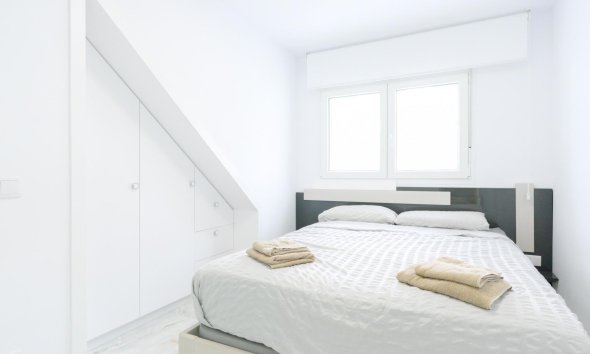 Resale - Terraced house / Townhouse - Torrevieja - Punta Prima