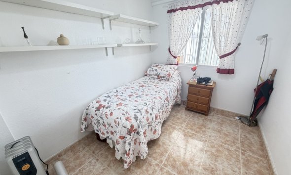 Resale - Apartment - Orihuela Costa - La Zenia