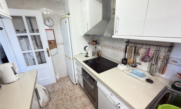 Resale - Apartment - Orihuela Costa - La Zenia
