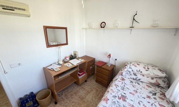 Resale - Apartment - Orihuela Costa - La Zenia