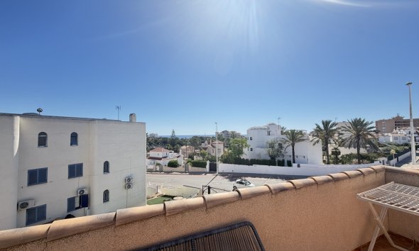 Resale - Apartment - Orihuela Costa - La Zenia