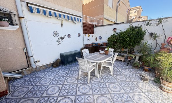 Resale - Apartment - Orihuela Costa - La Zenia
