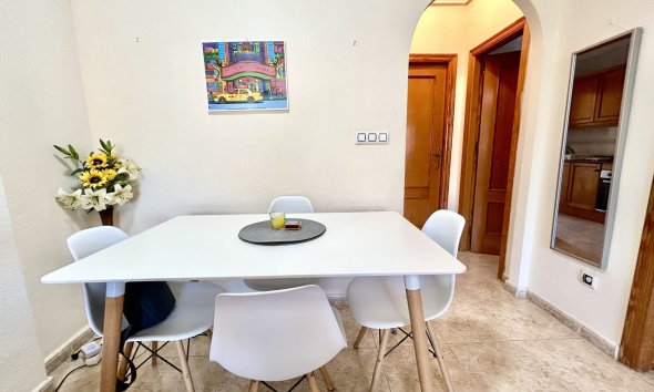 Resale - Apartment - Orihuela Costa - La Zenia