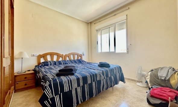 Resale - Apartment - Orihuela Costa - La Zenia