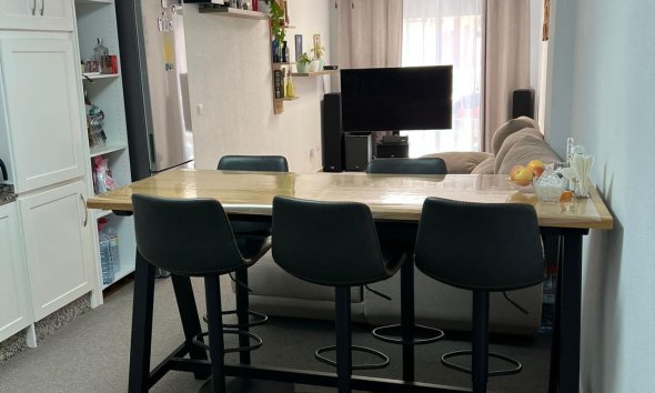 Resale - Apartment - Torrevieja - Centro