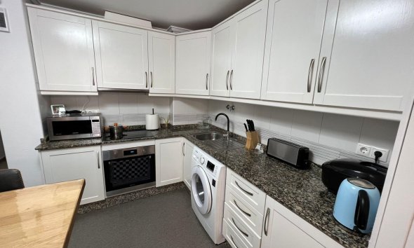 Resale - Apartment - Torrevieja - Centro
