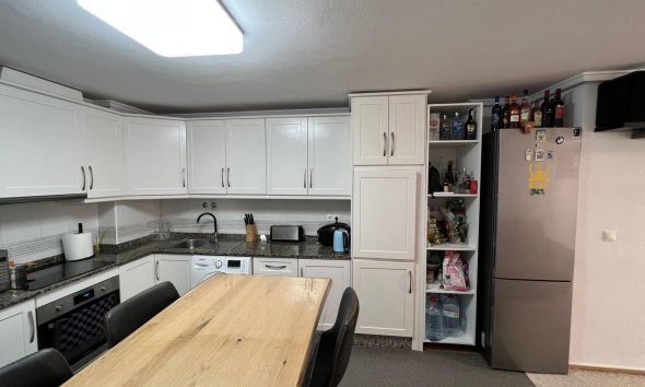 Resale - Apartment - Torrevieja - Centro