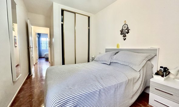 Resale - Apartment - Orihuela Costa - La Zenia