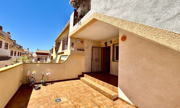 Resale - Apartment - Orihuela Costa - La Zenia