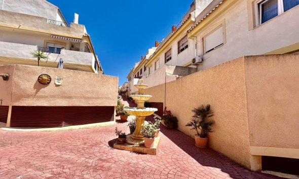 Resale - Apartment - Orihuela Costa - La Zenia