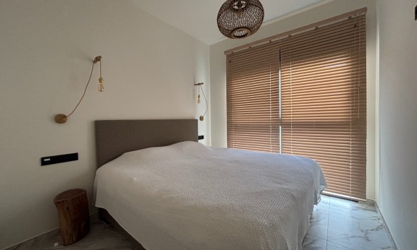 Rynek Wtórny - Apartament / Duplex - Guardamar del Segura