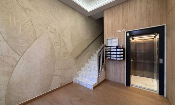 Rynek Wtórny - Apartament / Duplex - Guardamar del Segura