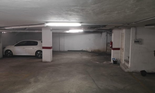 Resale - Parking - Torrevieja - Centro