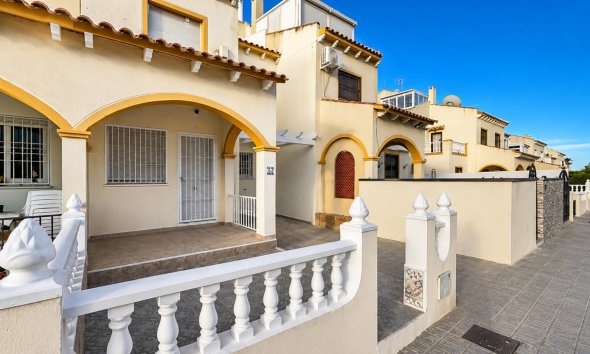 Resale - Terraced house / Townhouse - Orihuela Costa - Playa Flamenca