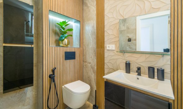 Resale - Apartment - Torrevieja - Playa del cura