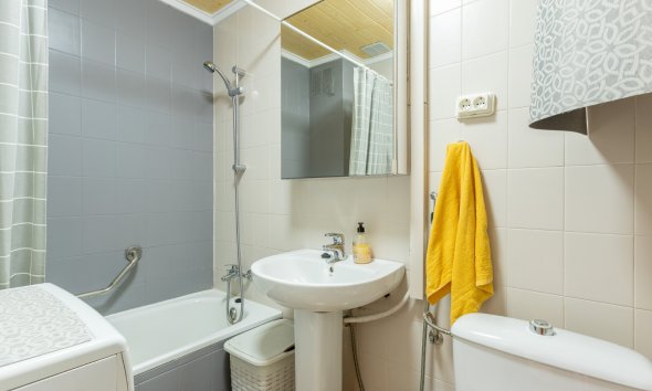 Resale - Duplex / Two-storey apartment - Torrevieja - CABO CERVERA