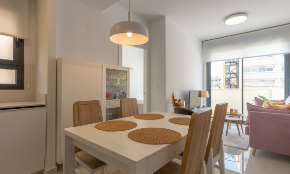 Resale - Apartment / Duplex - Torrevieja
