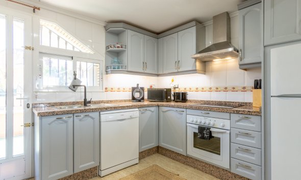 Resale - Bungalow - Orihuela Costa - Villamartín