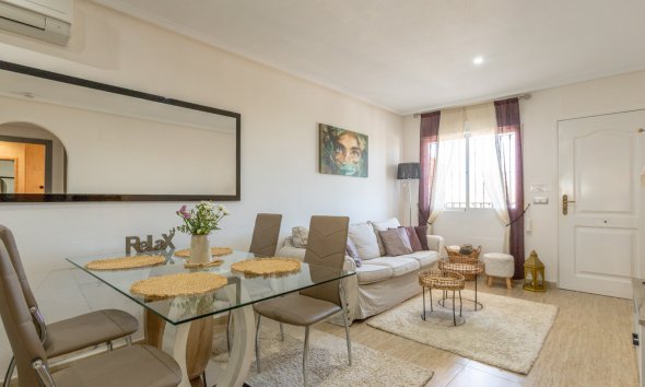 Resale - Bungalow - Orihuela Costa - Villamartín