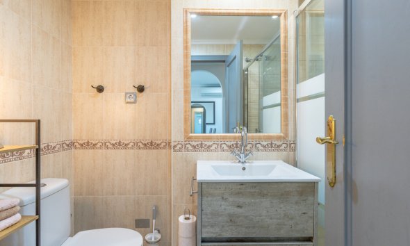 Resale - Bungalow - Orihuela Costa - Villamartín