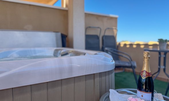 Resale - Bungalow - Orihuela Costa - Villamartín