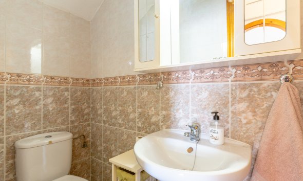 Resale - Terraced house / Townhouse - Orihuela Costa - La Zenia