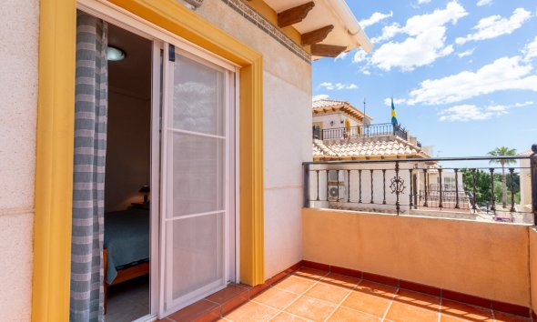 Resale - Terraced house / Townhouse - Orihuela Costa - La Zenia