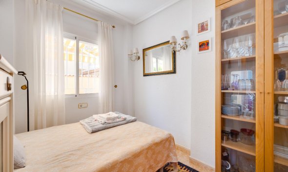 Resale - Villa - Orihuela Costa - Lomas de Don Juan