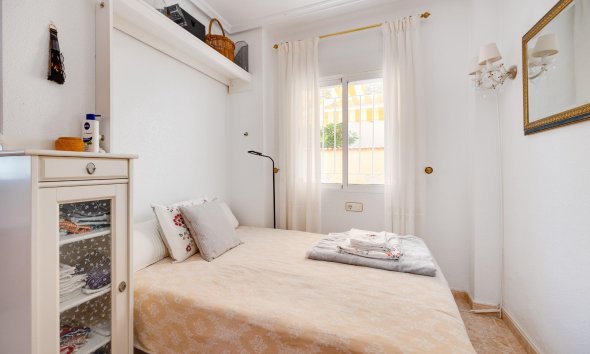 Resale - Villa - Orihuela Costa - Lomas de Don Juan