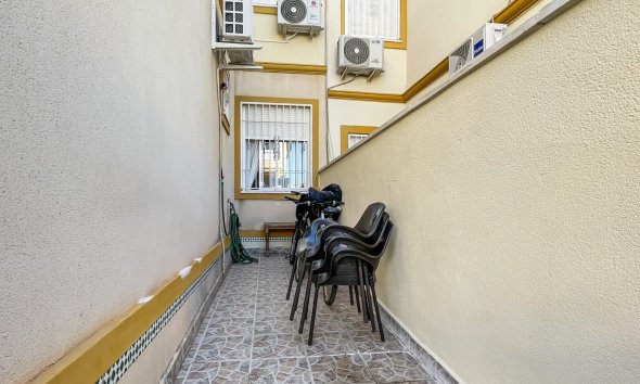 Resale - Bungalow - Orihuela Costa - Playa Flamenca