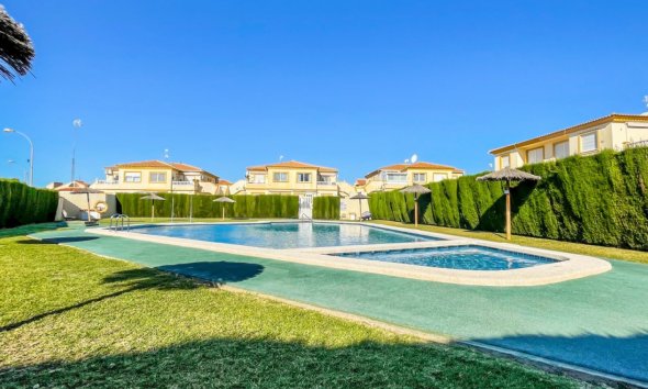Resale - Bungalow - Orihuela Costa - Playa Flamenca