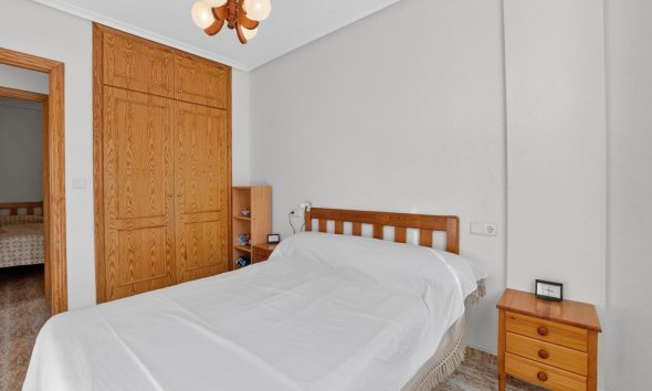 Resale - Apartment - Torrevieja - Playa de los locos